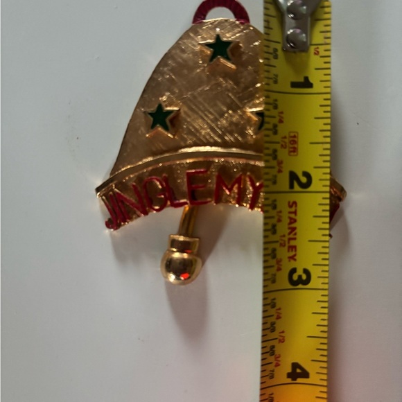 Festive Christmas Pin - Picture 4 of 5